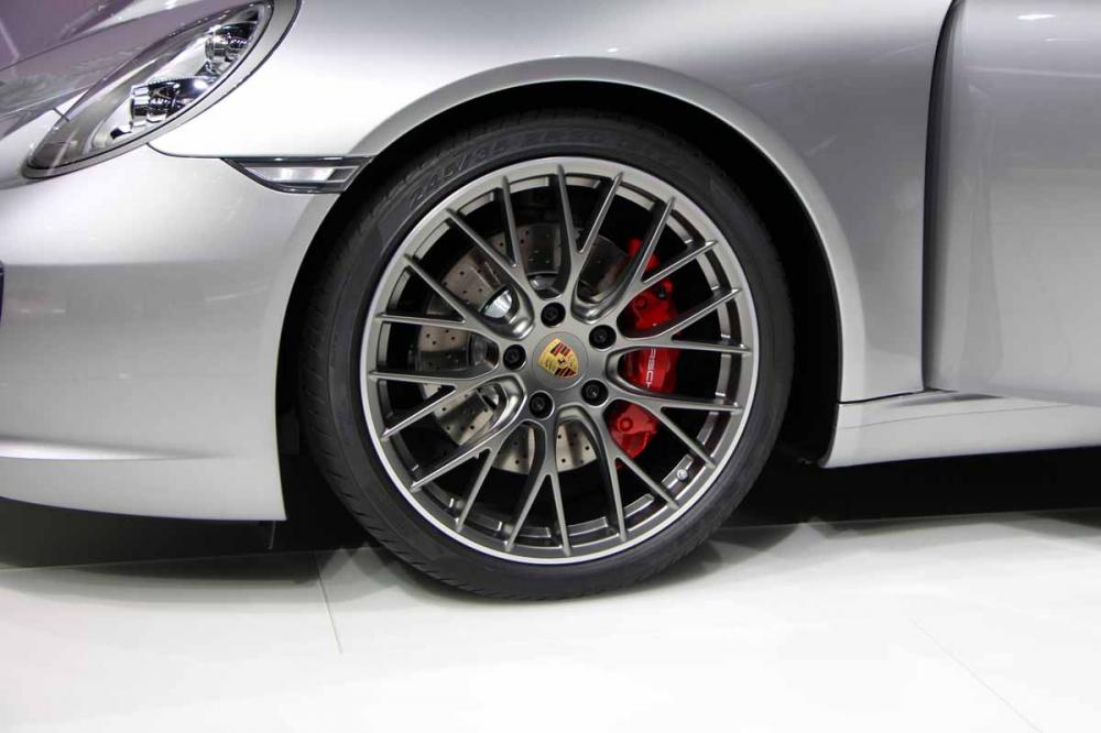  - Porsche 911 restylée : les photos en direct de Francfort