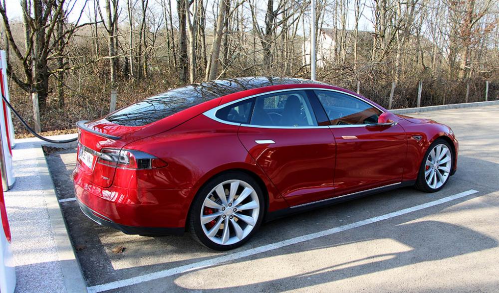  - Tesla Model S essai