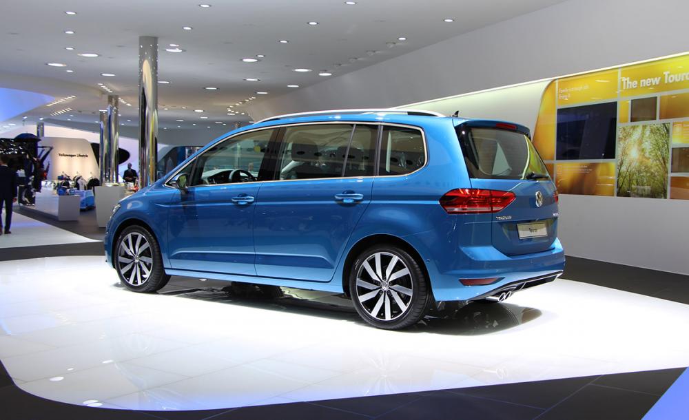  - Volkswagen Touran Genève 2015