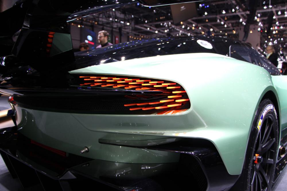  - Aston Martin Vulcan Genève 2014