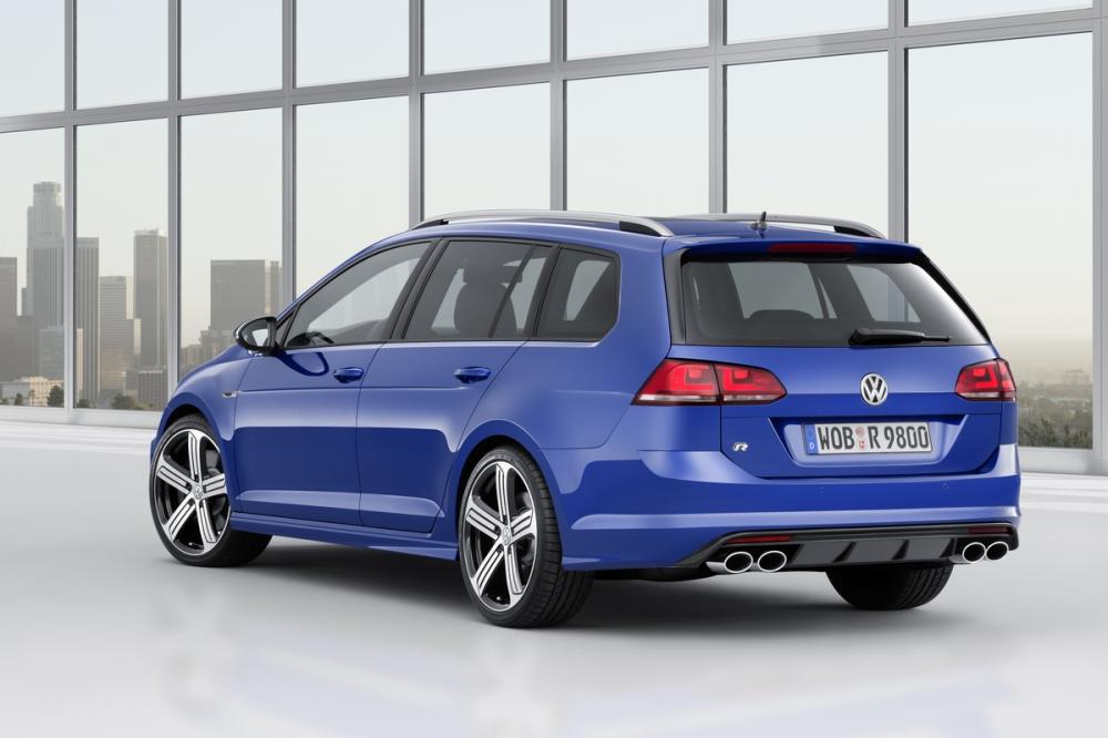  - Volkswagen Golf R Estate