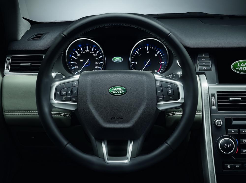  - Land Rover Discovery Sport