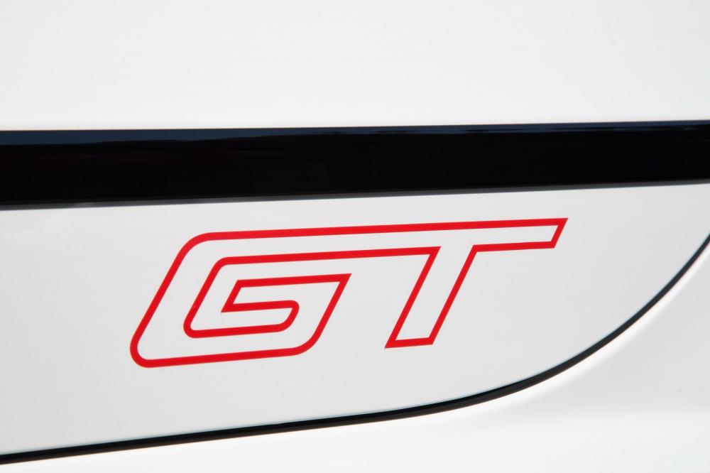 Volkswagen Passat GT Concept 2017 (US)