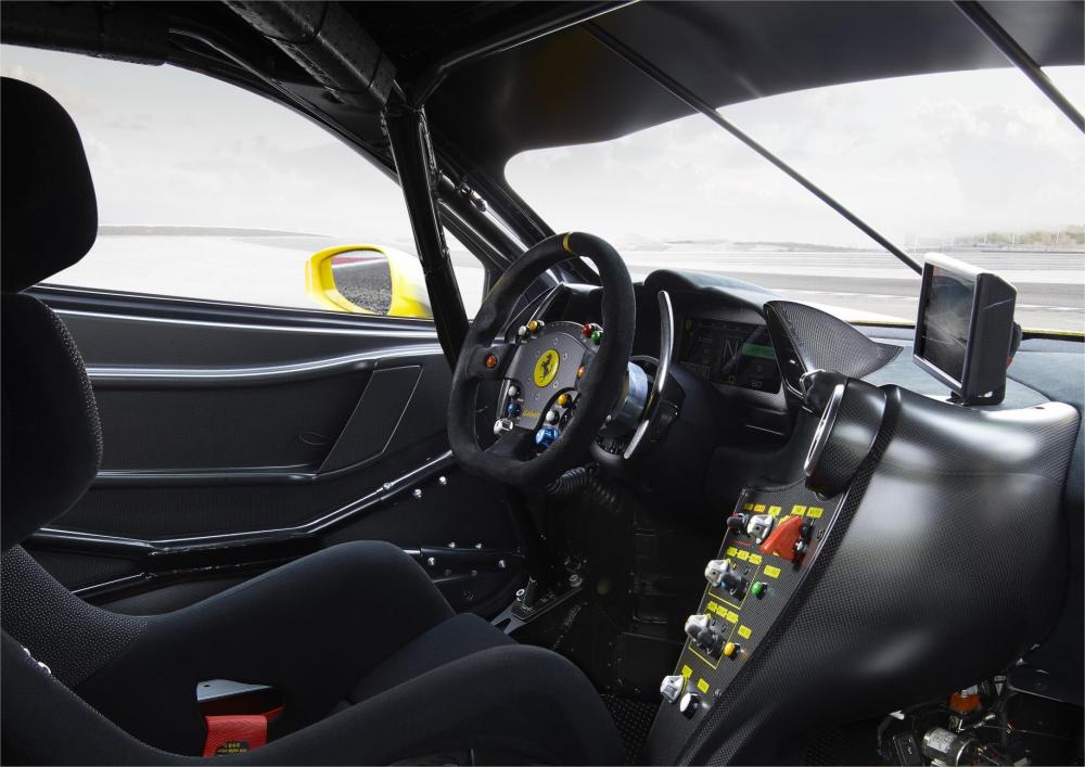  - Ferrari 488 Challenge
