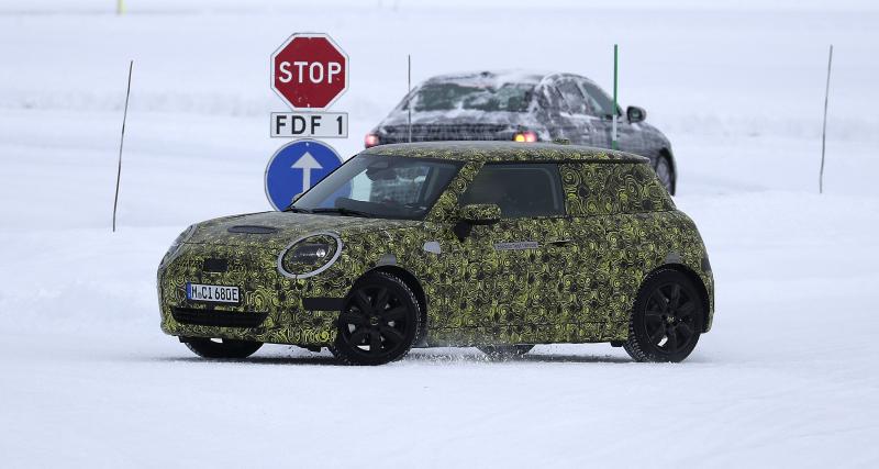  - Ce prototype surpris dans la neige pourrait être la future Mini Cooper S électrique
