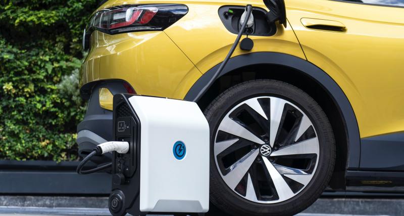 Cette valise de recharge portative va changer la vie des propriétaires de voitures électriques - ZipCharge Go