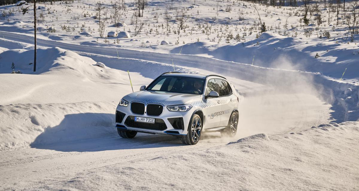 BMW iX5 Hydrogen (2022) : le SUV familial hydrogène prend part à des tests hivernaux avant sa sortie