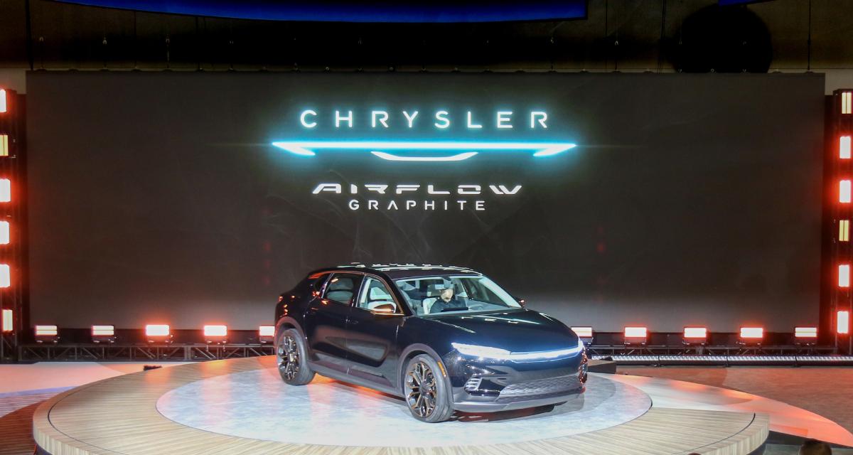 Chrysler Airflow Graphite (2022)