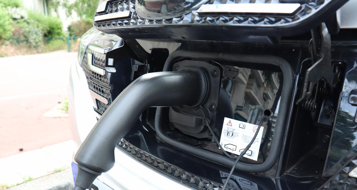 Engie lance sa carte de recharge pour voitures électriques, elle est compatible avec 270 000 bornes