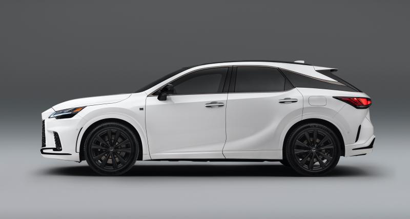 Lexus RX (2022)