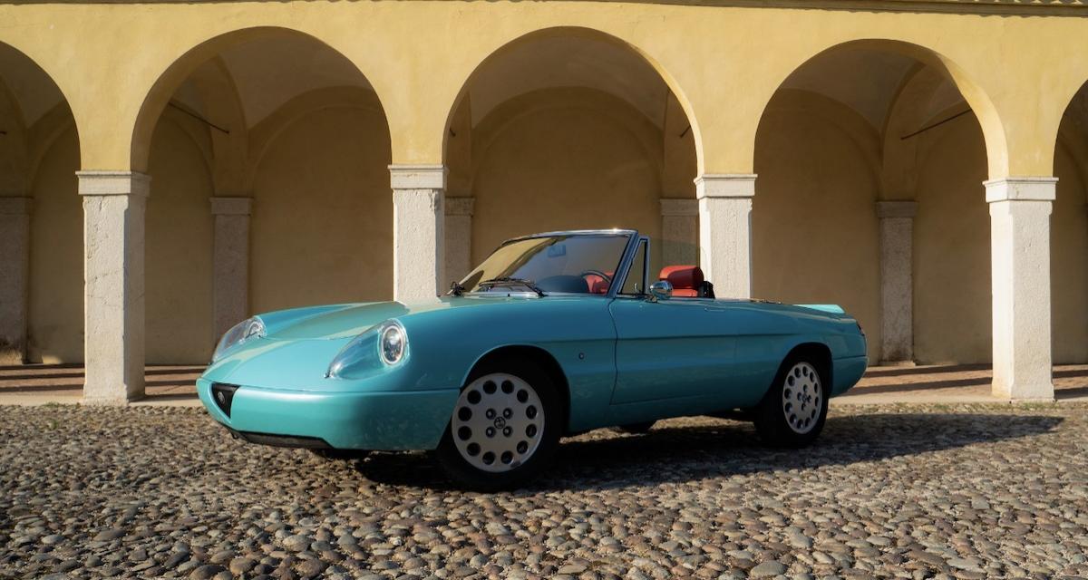 Cette Alfa Romeo Spider Duetto devient un restomod hybride suite à une restauration signée Garage Italia