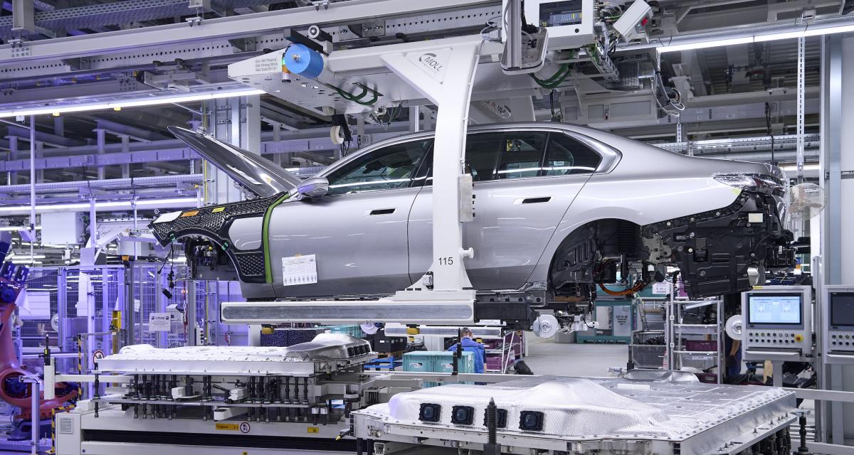 Aux côtés de la Série 7, la nouvelle BMW i7 entame sa production dans l'usine dernier cri de Dingolfing