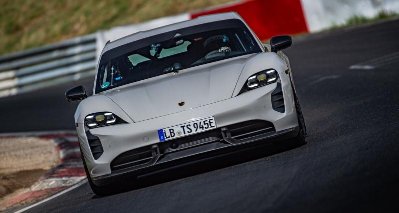 VIDEO - La Porsche Taycan redevient la voiture électrique la plus rapide sur le circuit du Nürburgring