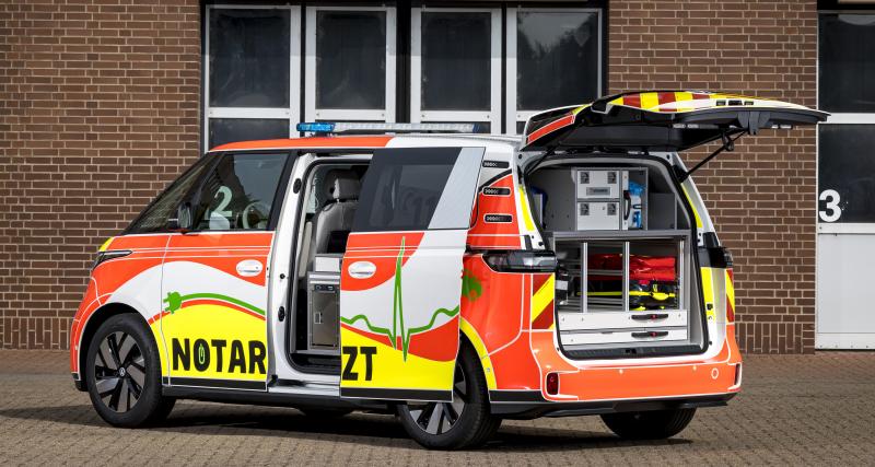 Ambulance, navette, véhicule réfrigéré… Volkswagen dévoile des versions professionnelles de l’ID. Buzz - L’ID. Buzz se transforme en ambulance