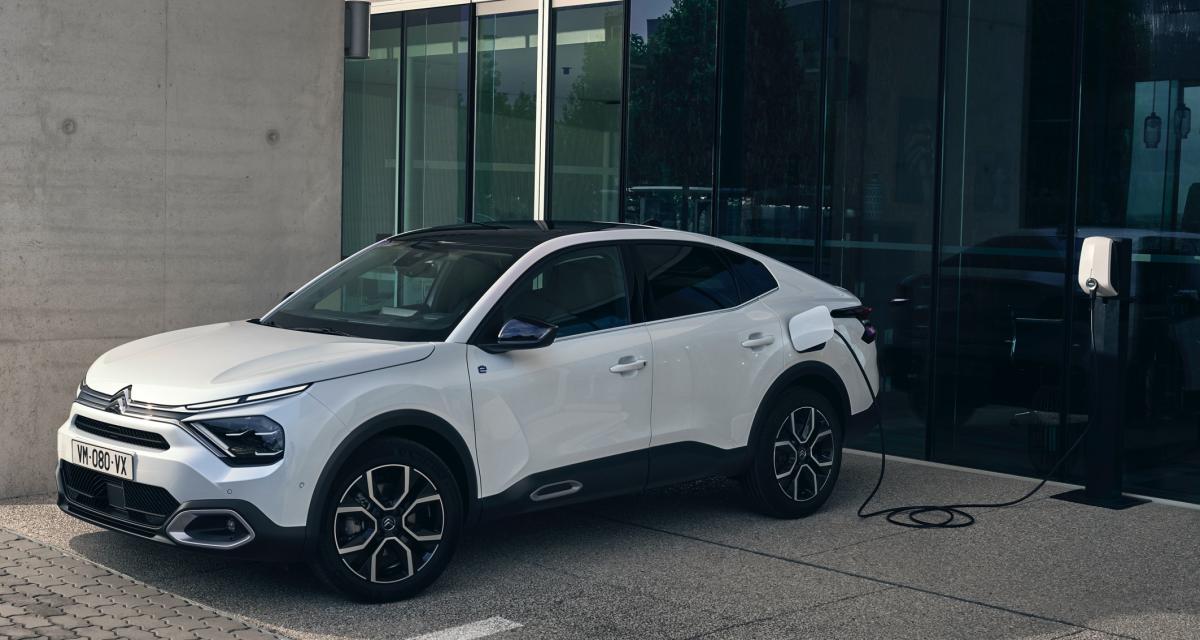 Citroën ouvre les commandes et annonce les prix de son ë-C4 X, version électrique de la C4 X