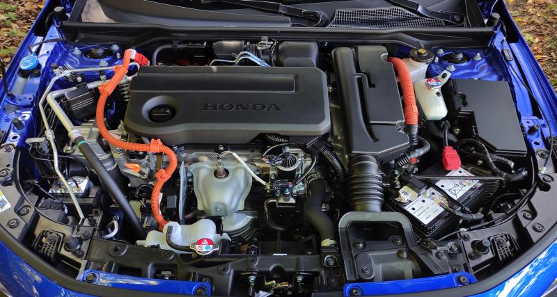 Une semaine au volant de la Honda Civic e:HEV : notre essai de la compacte hybride - Honda Civic e:HEV (2022)