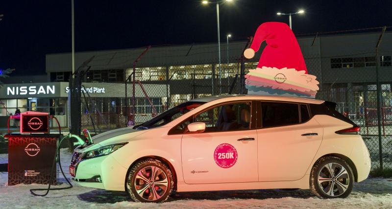 Ces illuminations de Noël sont alimentées en électricité par une Nissan Leaf - L’usine de Sunderland se transforme
