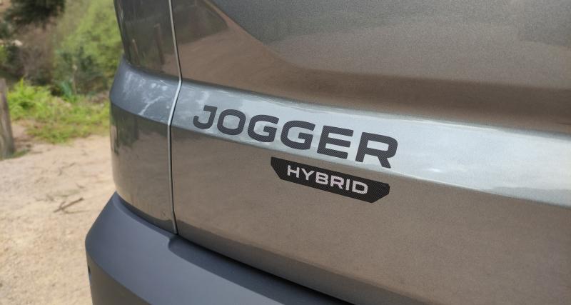 Dacia Jogger Hybrid 140 (2023)