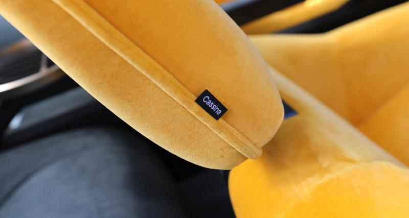 Le concept car Lancia Emozione Pu+Ra poursuit son effeuillage avant sa présentation intégrale - Des sièges en velours jaune dans l’habitacle