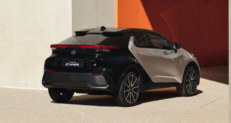 Nouveau Toyota C-HR (2023) : la deuxième génération se dévoile, le SUV devient hybride rechargeable - Il passe en mode électrique lorsqu’il entre dans une ZFE