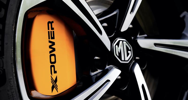 La MG4 XPower est disponible, on connaît le prix et l’autonomie de la sportive électrique - MG4 XPower (2023)