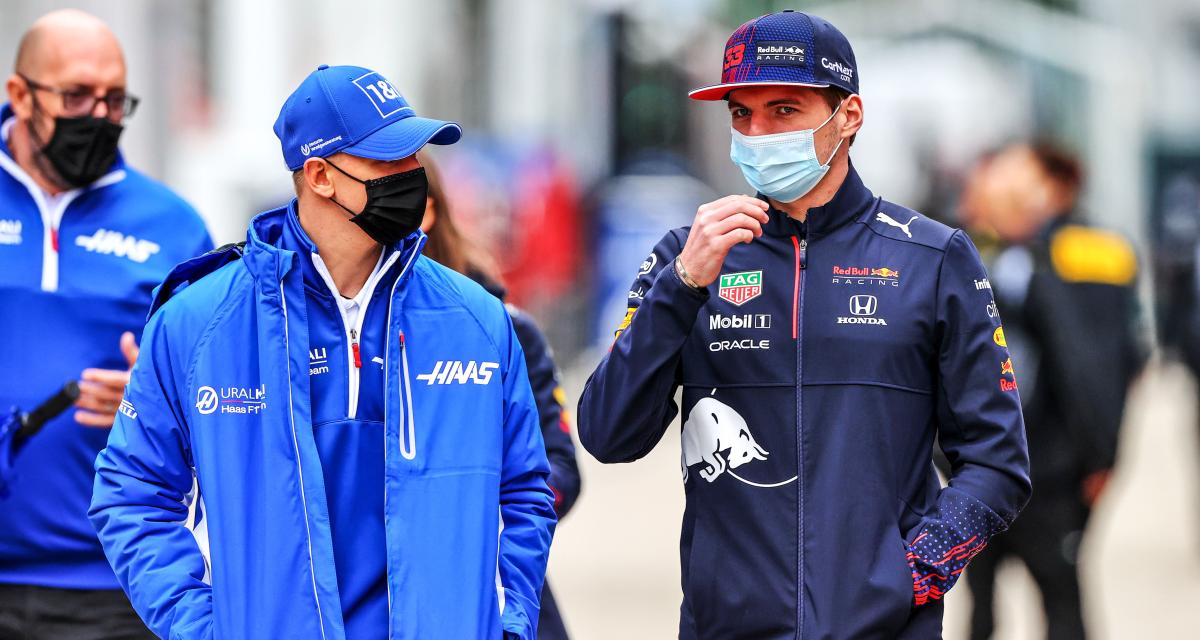 Max Verstappen compare la pression médiatique à ses débuts avec celle de Schumacher
