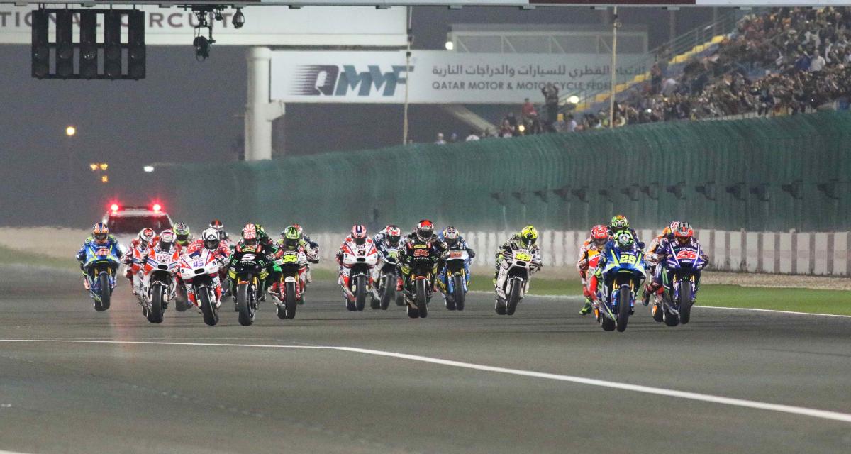 GP du Qatar de MotoGP : le départ de la course en vidéo