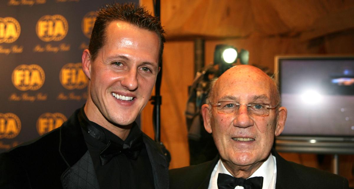 Michael Schumacher, ici avec Stirling Moss, n'est plus apparu en public depuis son accident de ski en décembre 2013.