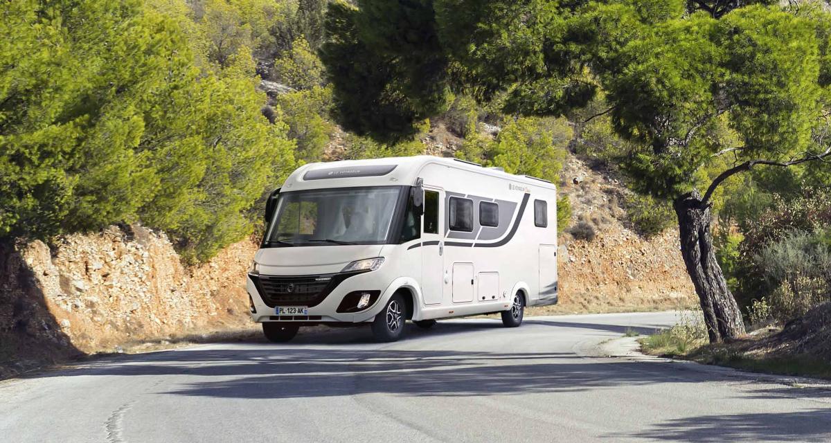 Le guide national des aires de services camping-cars 2023 / Le monde du  camping-car - Détail