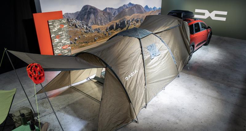 Tente de toit, kit ou mini-caravane, découvrez le monde du camping-car en mode « light » - La mode des kits ou « malles » entièrement équipées