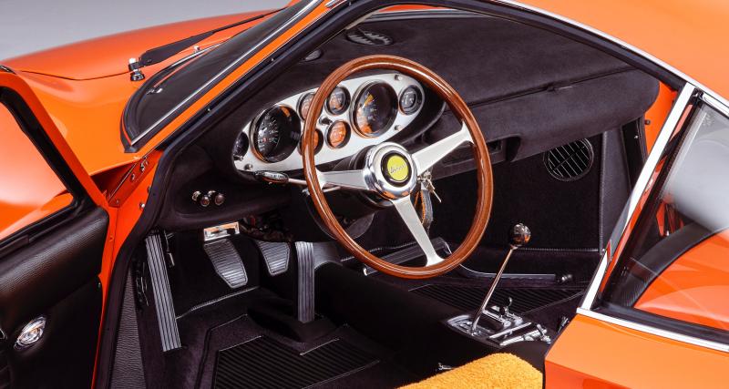 Cette Ferrari Dino 246 GT a été entièrement restaurée dans un état concours - Ferrari Dino 246 GT