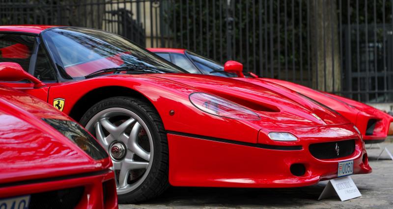  - Ferrari F50 : une véritable F1 adaptée à la route en vente à Rétromobile 2022