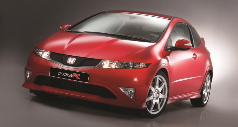 Inaugurée en 1997, la Honda Civic Type R fête ses 25 ans en 2022 - Design futuriste et compact pour la FN2