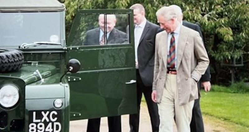Entièrement restauré, ce Land Rover Series I de la famille royale britannique est à vendre - Restauré avec les fonds du roi Charles III ?