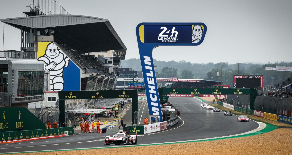Les innovations des 24 Heures du Mans s'exposent au public lors de Rétromobile 2023