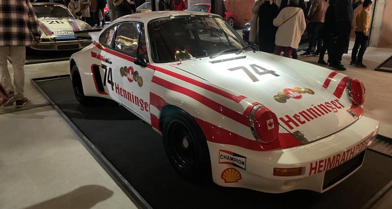 Chez Mathieu Lustrerie, cette exposition retrace les 60 ans de carrière de la Porsche 911 - L'exposition "Lumières sur 60 ans de Porsche 911" a lieu chez Mathieu Lustrerie en décembre 2022 et janvier 2023.