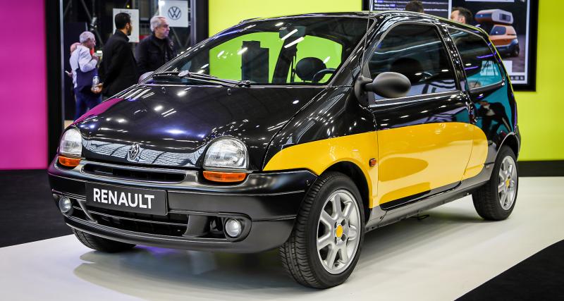 La Renault Twingo fête ses 30 ans au salon Rétromobile en 2023.