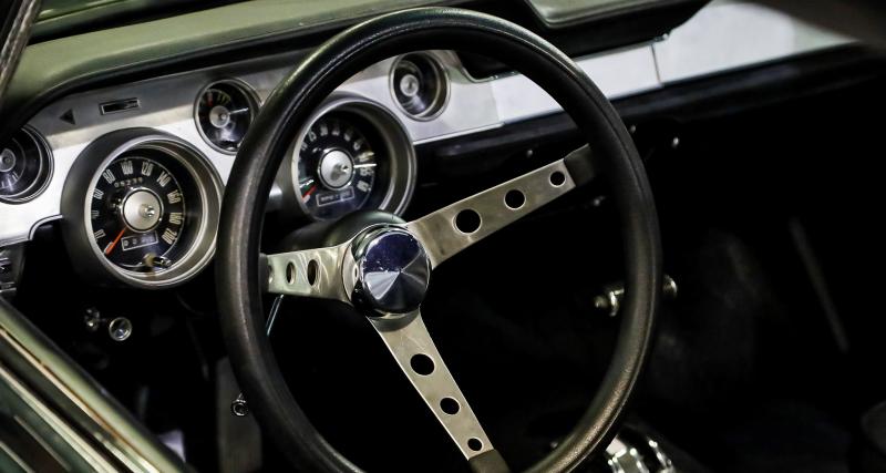 La Ford Mustang de Jean-Paul Belmondo dans 