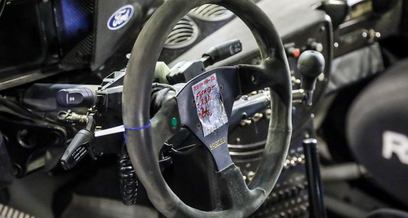 Cette ancienne Ford Focus WRC de Colin McRae était à vendre à Rétromobile 2023 - Également pilotée par François Delecour