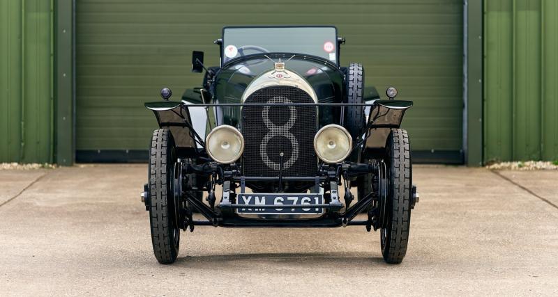 La première Bentley engagée aux 24 Heures du Mans se vend pour plusieurs millions d’euros - Engagée aux 24 Heures du Mans en 1923, cette Bentley 3 Litre a été vendue aux enchères pour environ 3,45 millions d'euros.