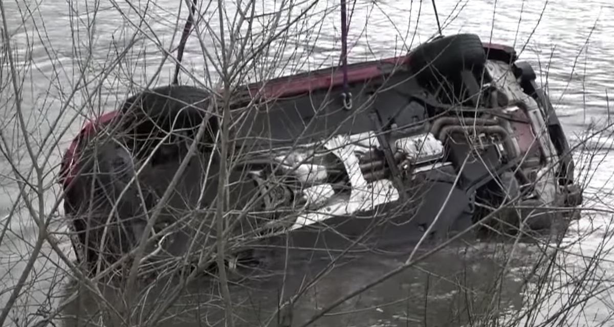 La police a eu recours à un sonar pour repêcher cette Audi RS6 perdue dans une rivière