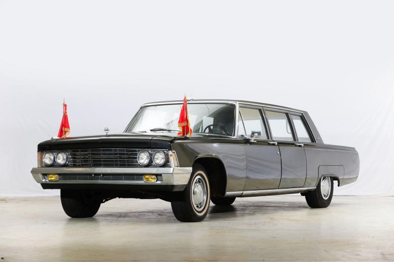 ZIL 114 | Les photos de la limousine soviétique du président Mongol