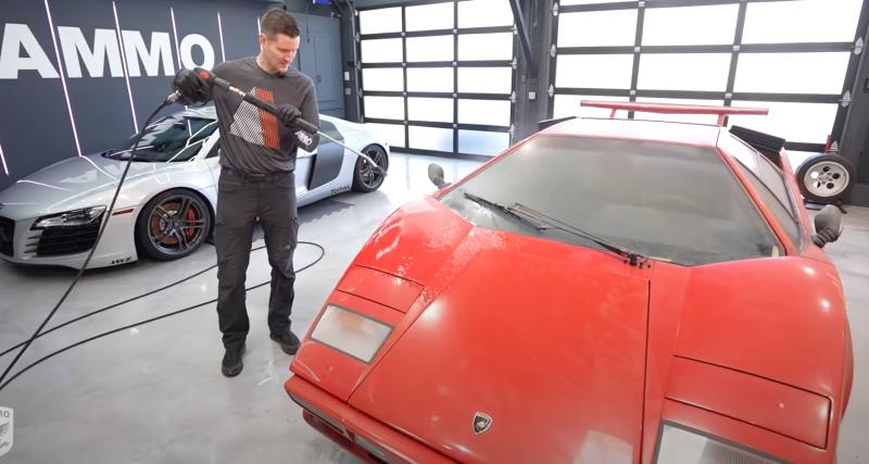  - Cette Lamborghini Countach reçoit son premier nettoyage après deux décennies passées dans un garage