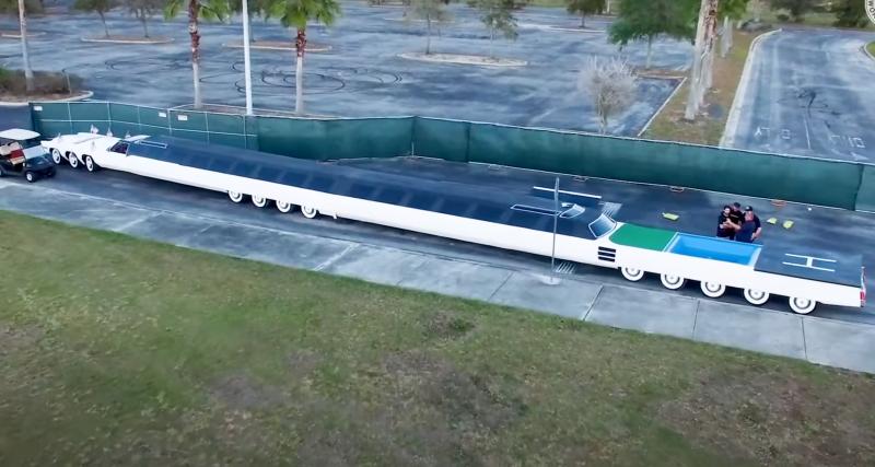  - VIDEO - La voiture la plus longue du monde mesure plus de 30 mètres !