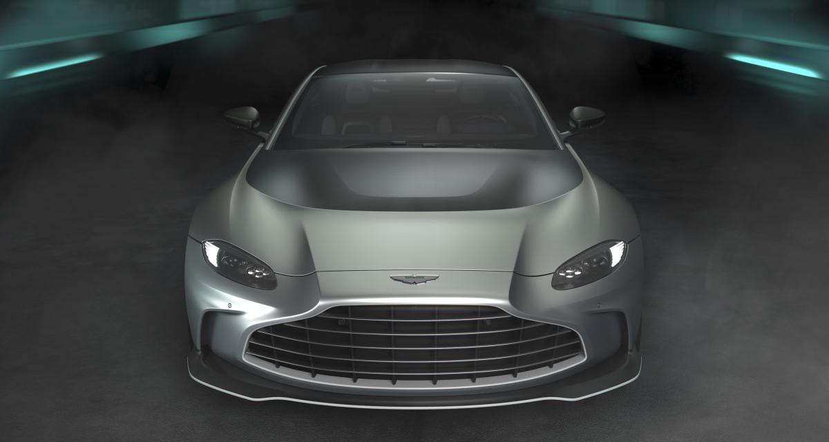 Aston Martin V12 Vantage (2022)