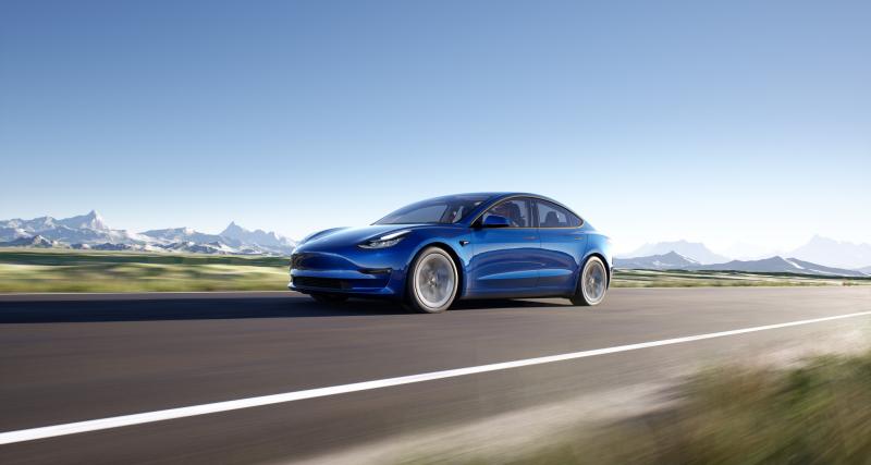  - Quelle est la vitesse maximale d'une Tesla Model 3 Performance ?