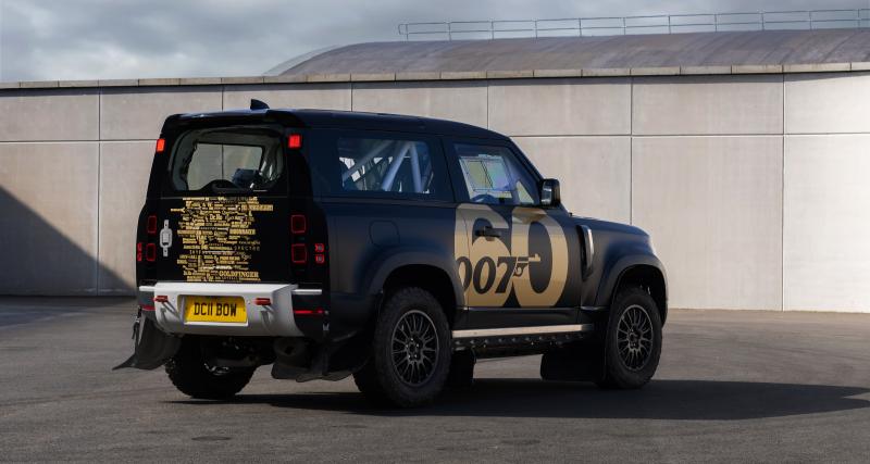 Ce Land Rover Defender 90 arbore une livrée aux couleurs de James Bond pour les 60 ans de la saga - Un Defender décrit comme “très robuste et performant”