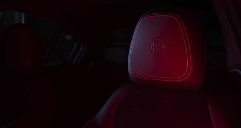 Alfa Romeo présente son Stelvio et sa Giulia dans une édition haut de gamme appelée Estrema - Ambiance sportive et premium dans l’habitacle