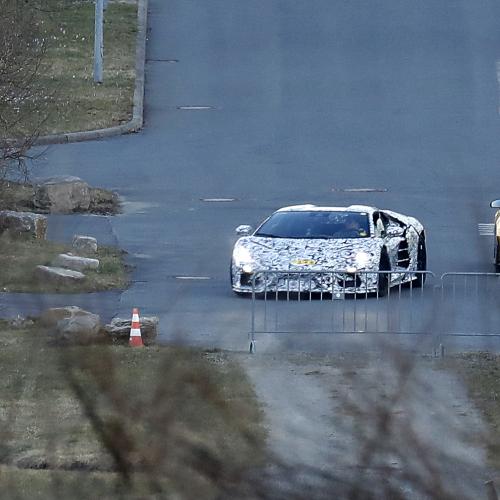 Lamborghini Aventador | Les premiers spyshots de la remplaçante de la supercar