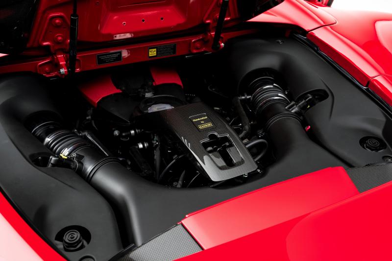 Ferrari F8 Tributo | Les photos du modèle Spider préparé par Mansory